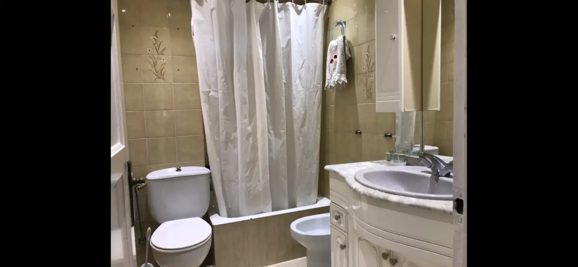 Pis de lloguer a Aizkorri Kalea, 36, Antiguo Bany de Pis de lloguer en Donostia - San Sebastián amb Calefacció, Parquet i Traster