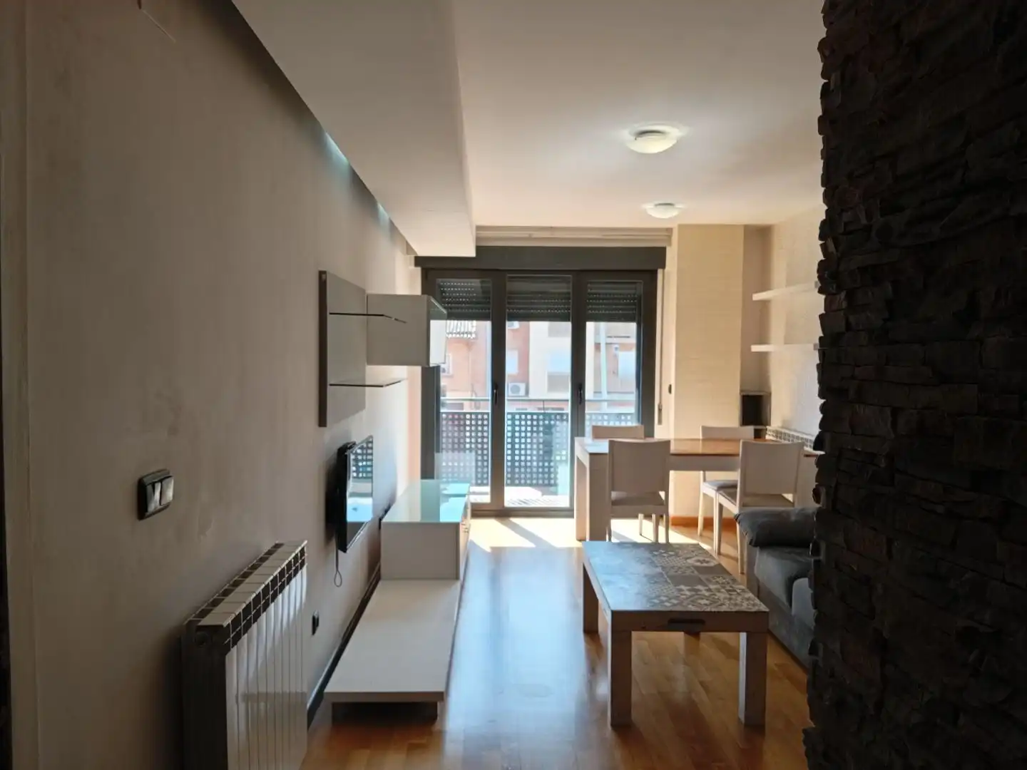 Piso en venta en Calle Subida al Monumento, 11, Parque del Queiles Sala de estar de Piso en venta en Tudela con Balcón