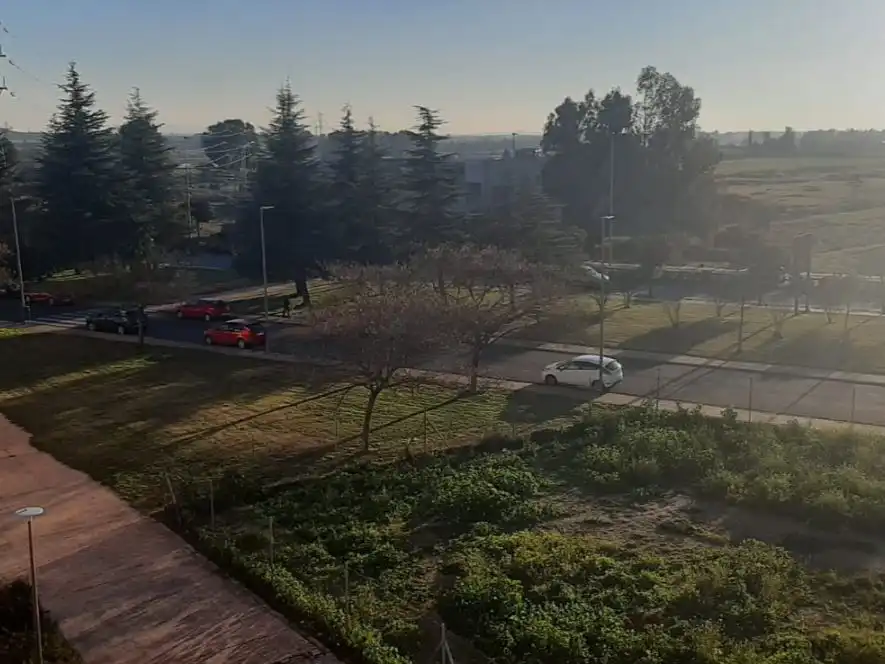 Pis en venda a Calle Julio Cienfuegos Linares, 23, Avenida Elvas Pis en venda en Badajoz amb Aire condicionat, Jardí privat i Traster