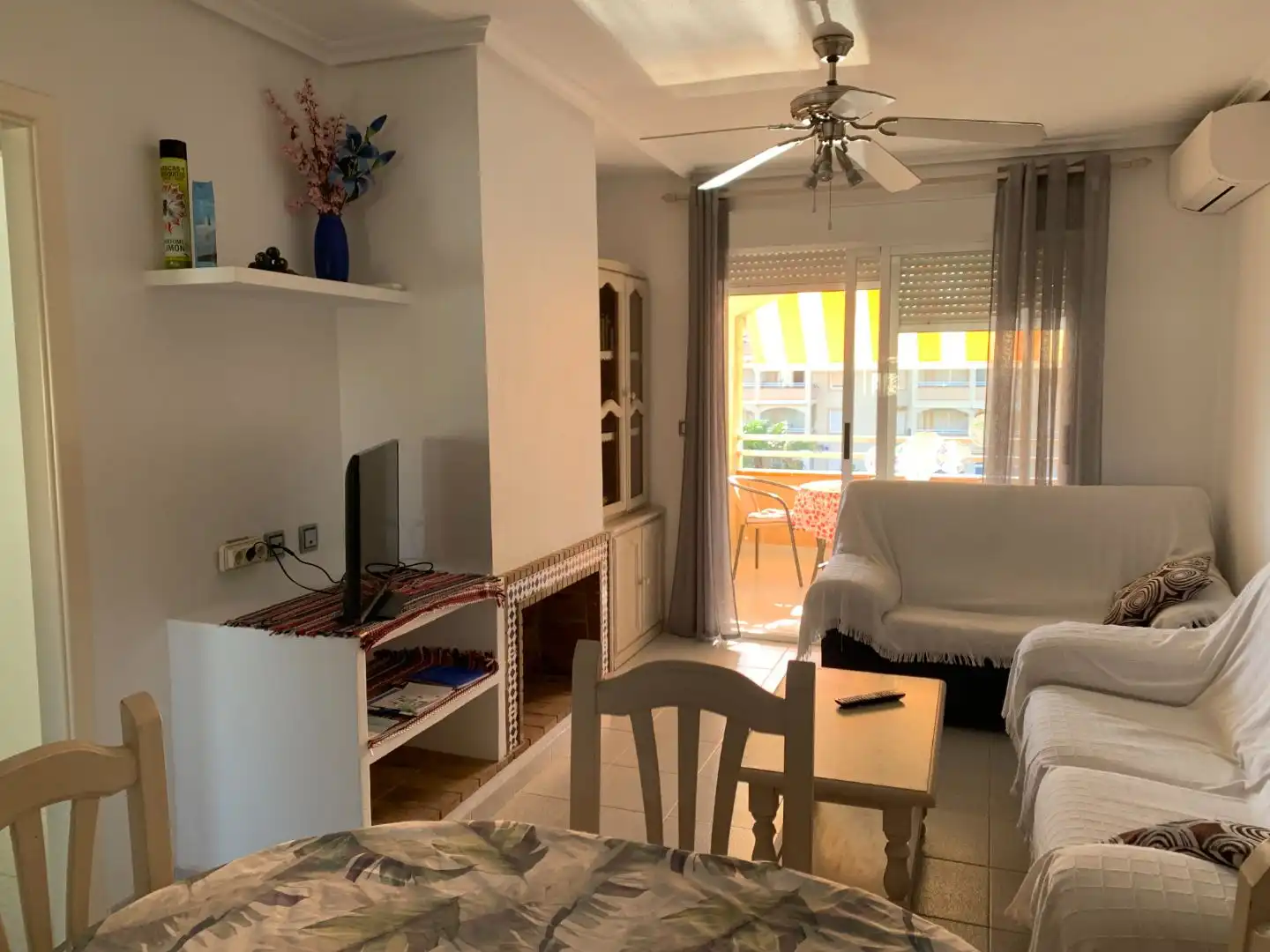 Wohnung zur Miete in Carrer Llac Maracaibo, 3, L'Almadrava - L'Estanyó Wohnzimmer von Wohnung zur Miete in Dénia mit Klimaanlage, Terrasse und Schwimmbad