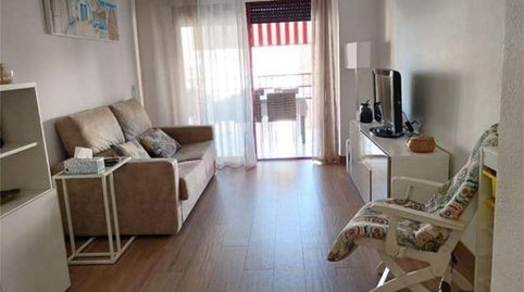 Foto 4 de Apartamento de alquiler en Heliópolis, Benicasim / Benicàssim