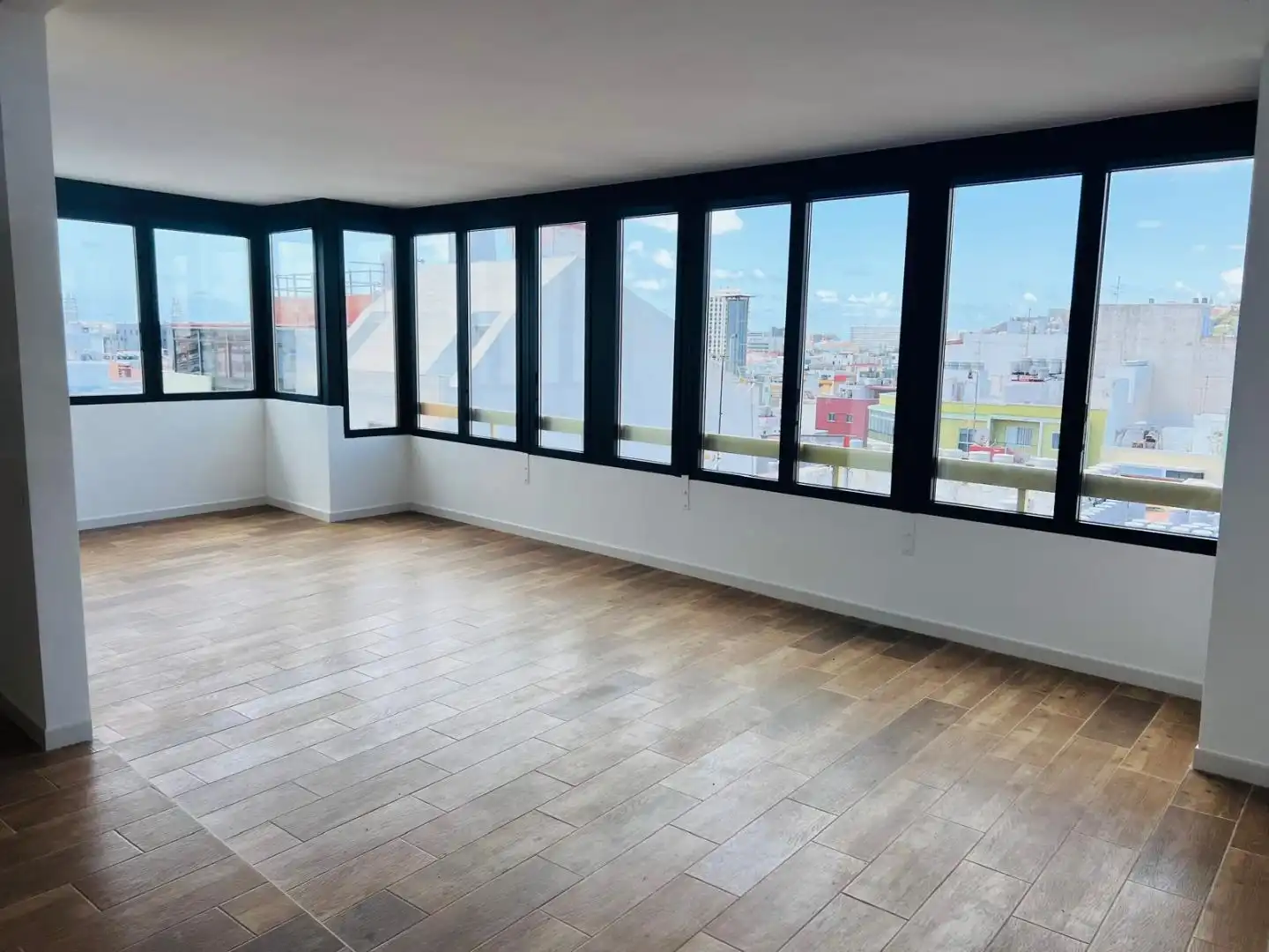 Flat for sale in Calle de Pi y Margall, 44, Alcaravaneras Flat for sale in Calle de Pi y Margall, 44, Alcaravaneras