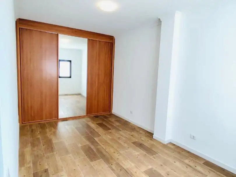 Flat for sale in Calle de Pi y Margall, 44, Alcaravaneras Flat for sale in Calle de Pi y Margall, 44, Alcaravaneras