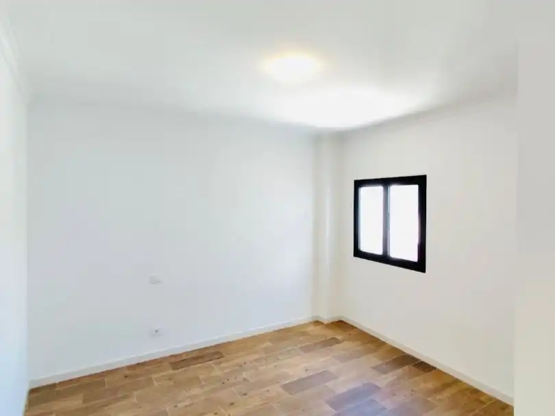 Flat for sale in Calle de Pi y Margall, 44, Alcaravaneras Flat for sale in Calle de Pi y Margall, 44, Alcaravaneras