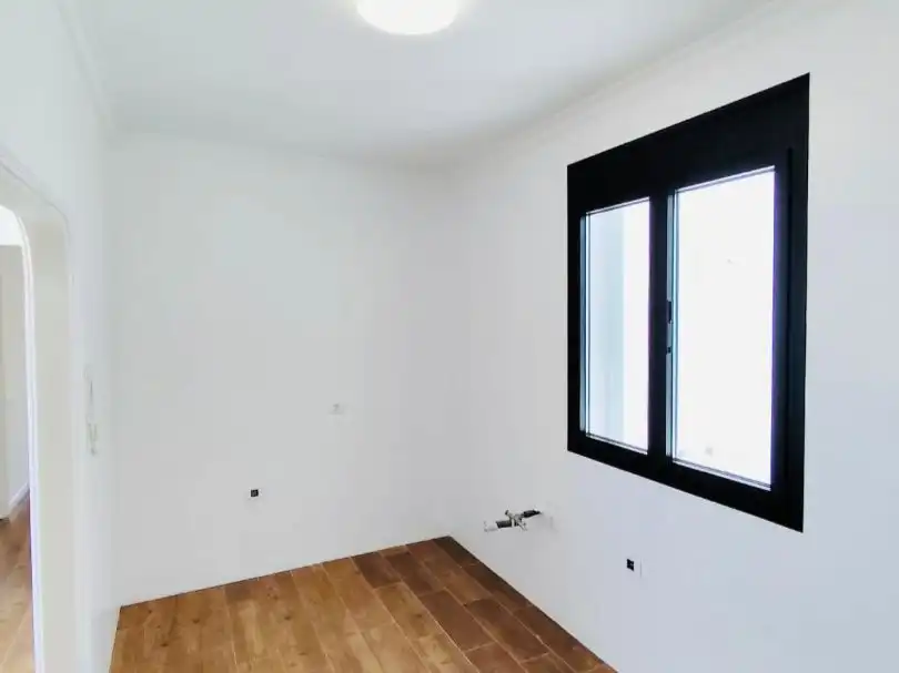 Flat for sale in Calle de Pi y Margall, 44, Alcaravaneras Flat for sale in Calle de Pi y Margall, 44, Alcaravaneras