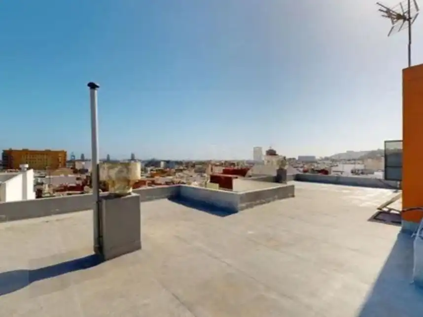 Flat for sale in Calle de Pi y Margall, 44, Alcaravaneras Flat for sale in Calle de Pi y Margall, 44, Alcaravaneras