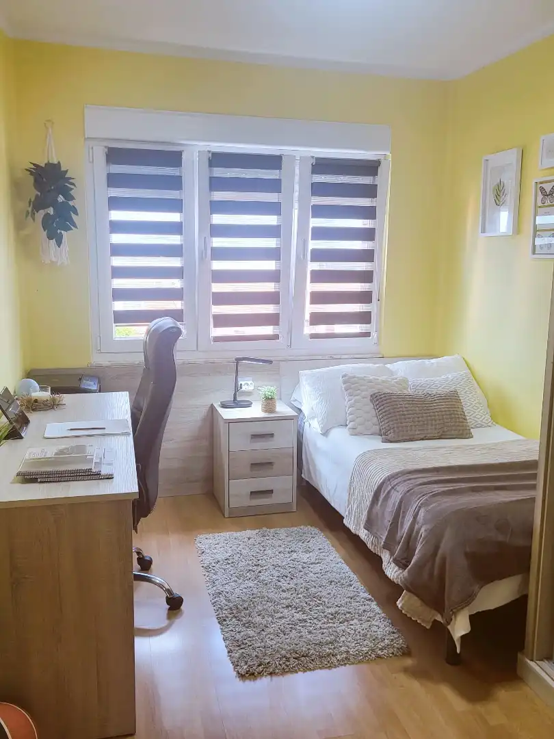 Habitación de Piso en venta en Avilés con Parquet, Trastero y Amueblado