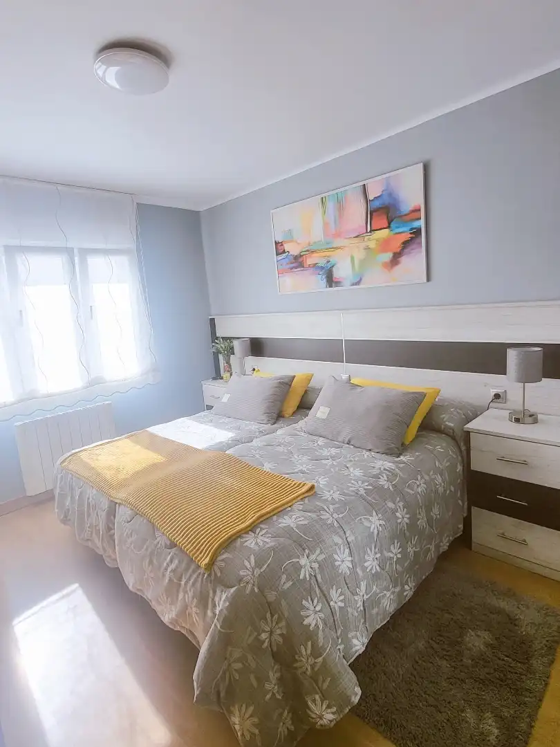 Habitación de Piso en venta en Avilés con Parquet, Trastero y Amueblado