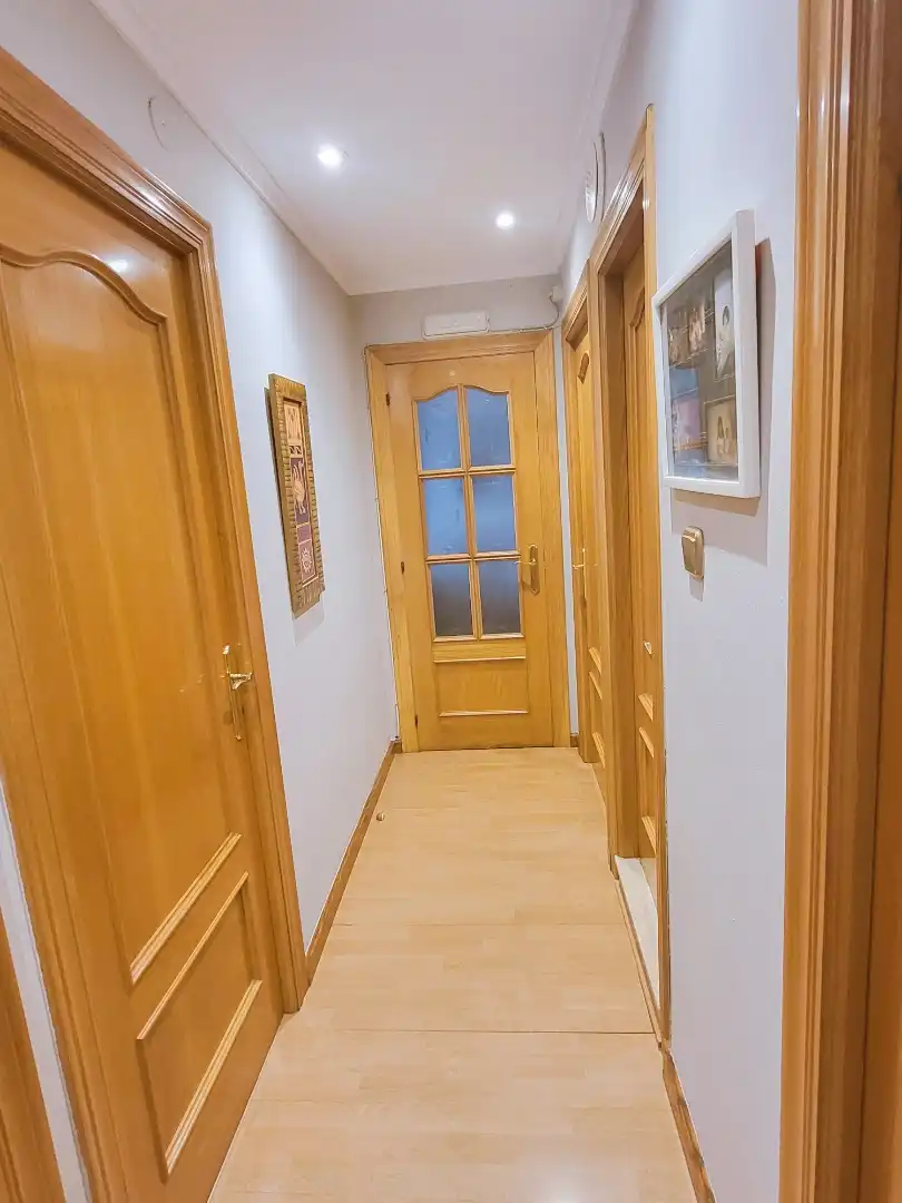 Piso en venta en Avilés con Parquet, Trastero y Amueblado