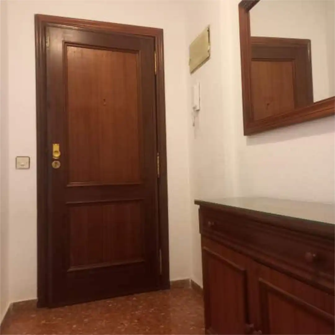 Wohnung zur Miete in Valencia mit Terrasse und Möbliert