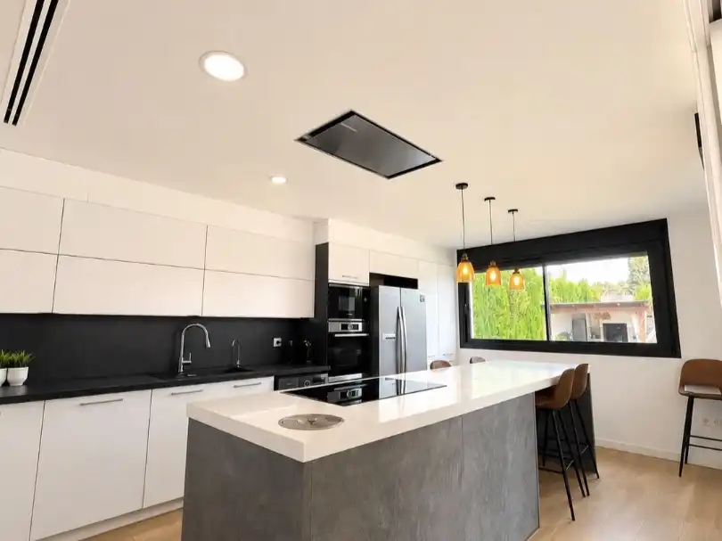 Casa o chalet en venta en Calle Lavanda, 8, La Conarda - Montesano Cocina de Casa o chalet en venta en Bétera con Aire acondicionado, Terraza y Piscina