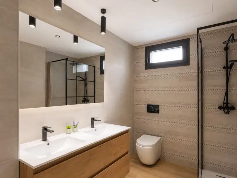 Casa o chalet en venta en Calle Lavanda, 8, La Conarda - Montesano Baño de Casa o chalet en venta en Bétera con Aire acondicionado, Terraza y Piscina