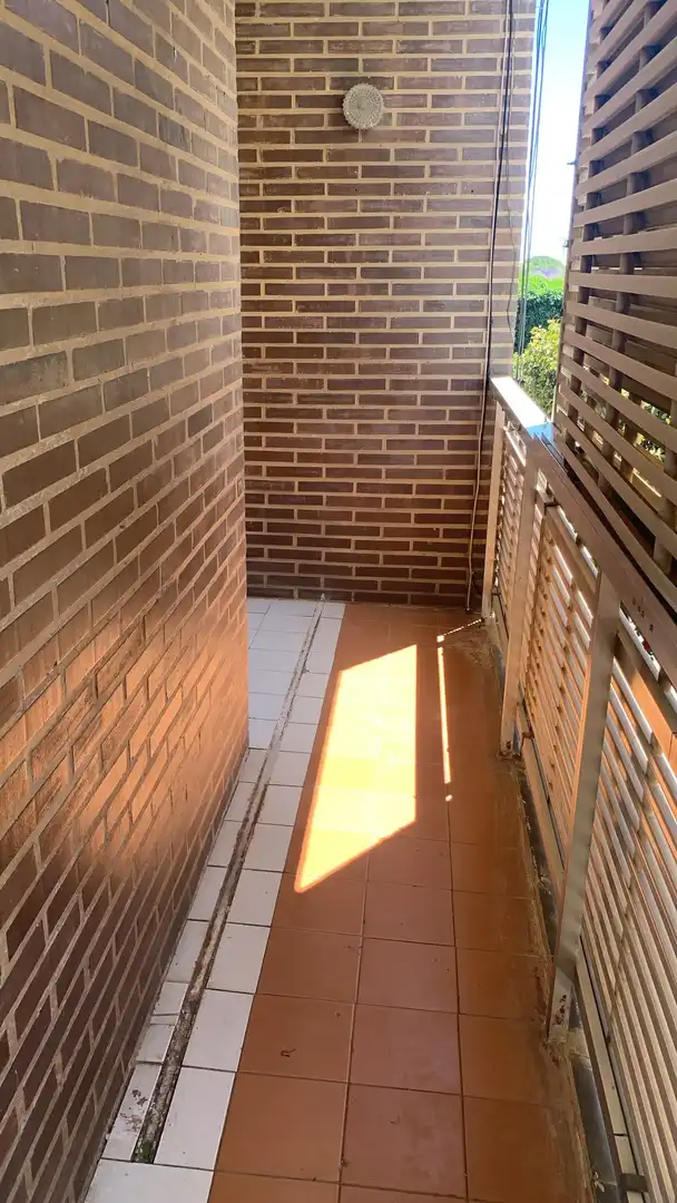 Wohnung zum Verkauf in Carrer L'alcalatén, 5b, Poble Nou Terrasse von Wohnung zum Verkauf in Torrent mit Klimaanlage, Terrasse und Balkon