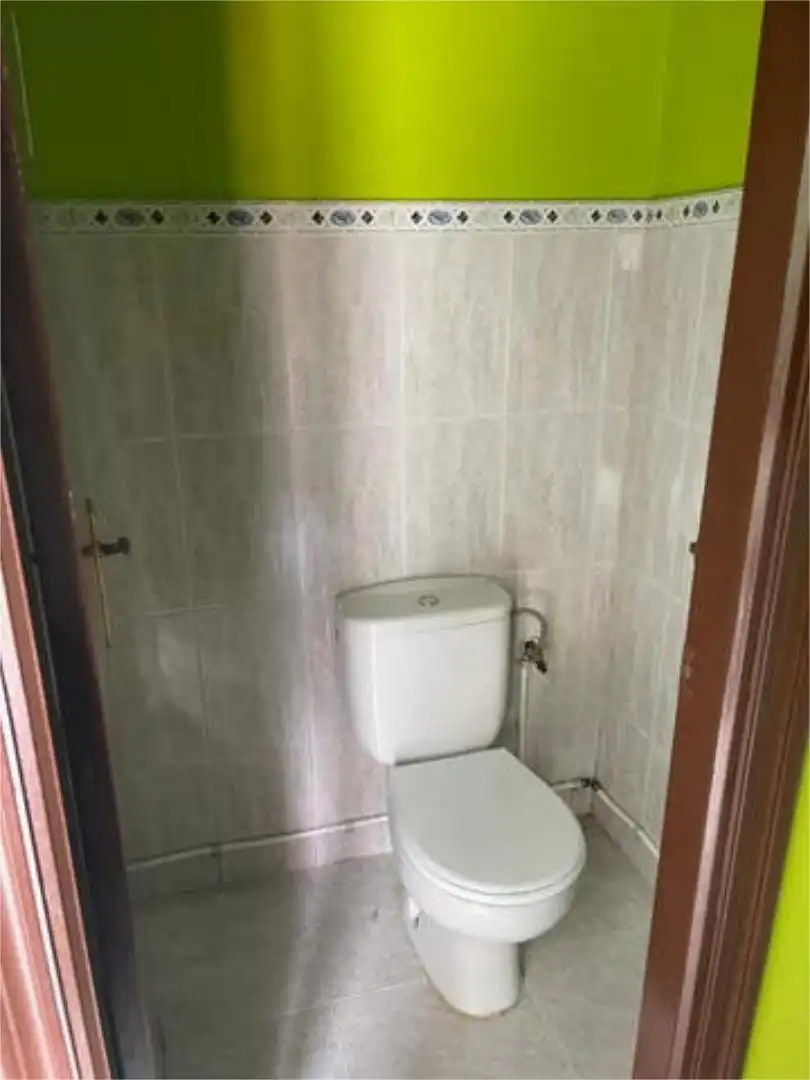 Baño de Local de alquiler en Guitiriz