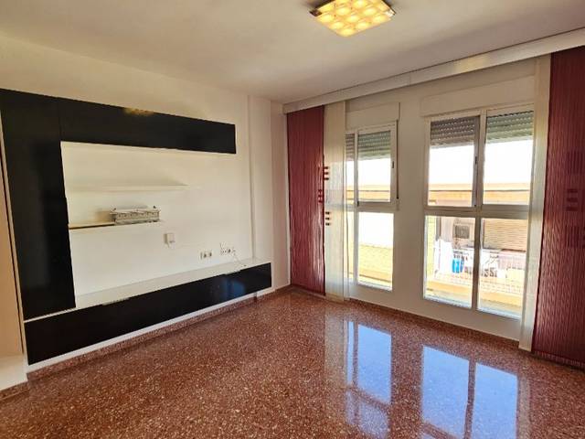 Piso en Alquiler en Carrer Doctor Peris, 7 en Almàssera