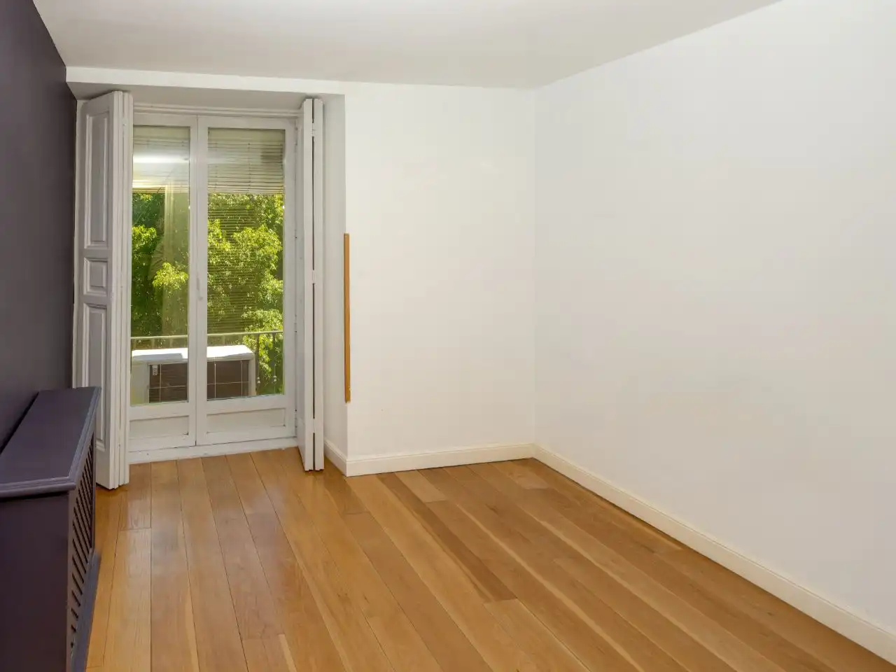 Bedroom of Apartments for rent in  Madrid Capital  with Air Conditioner and Balcony