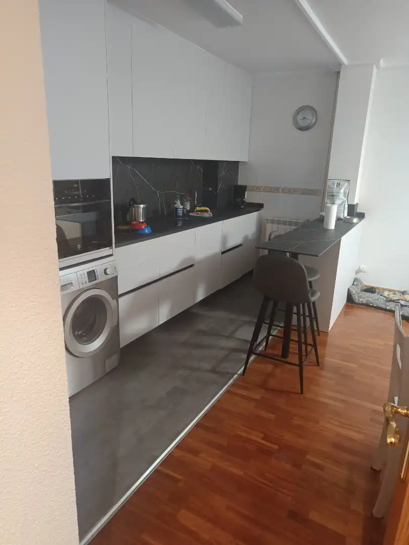 Piso en venta en Calle Heraclio Alfaro, 2, Salburua - Arantzabela Cocina de Piso en venta en Vitoria - Gasteiz con Calefacción, Terraza y Trastero