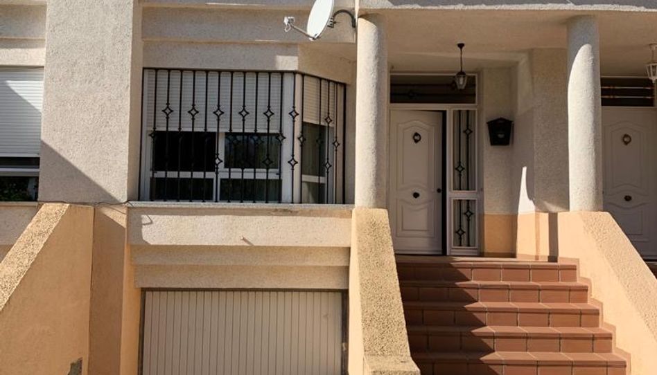 Casa o chalet en venta en Avenida San Silvestre, 12, Villarrubio, Cuenca - imagen 1 Foto 1 de Casa o chalet en venta en Avenida San Silvestre, 12, Villarrubio, Cuenca