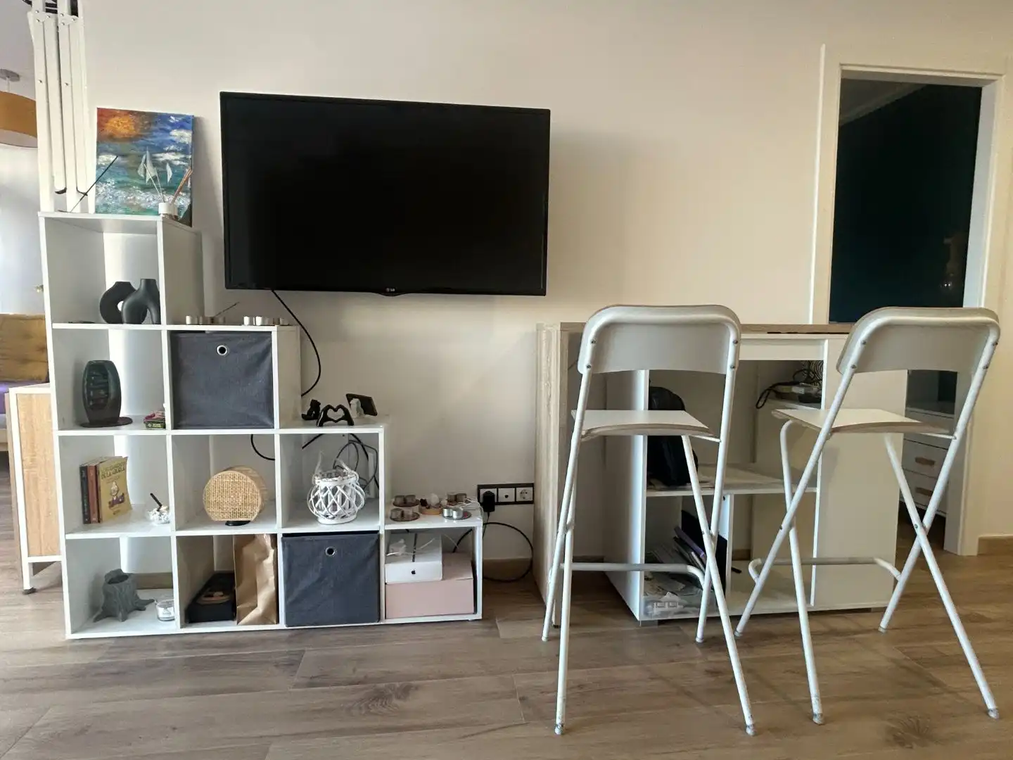 Wohnzimmer von Wohnung zum Verkauf in Torrevieja mit Klimaanlage, Privatgarten und Terrasse