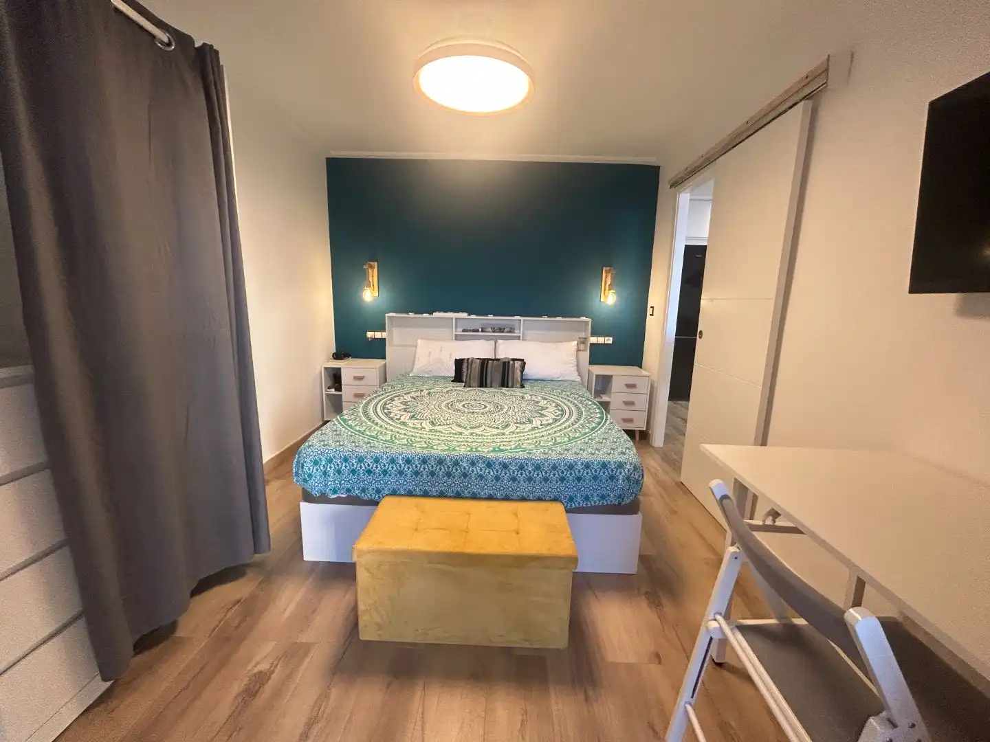 Schlafzimmer von Wohnung zum Verkauf in Torrevieja mit Klimaanlage, Privatgarten und Terrasse