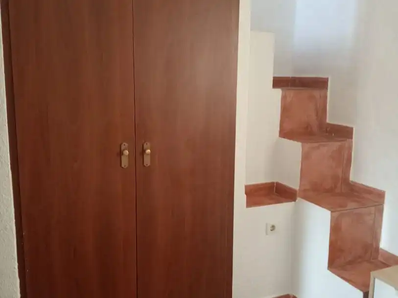 Einfamilien-Reihenhaus zur Miete in Avenida de los Arcos, 2, El Romeral - Peñón de Zapata Einfamilien-Reihenhaus zur Miete in Alhaurín de la Torre mit Klimaanlage, Heizung und Terrasse