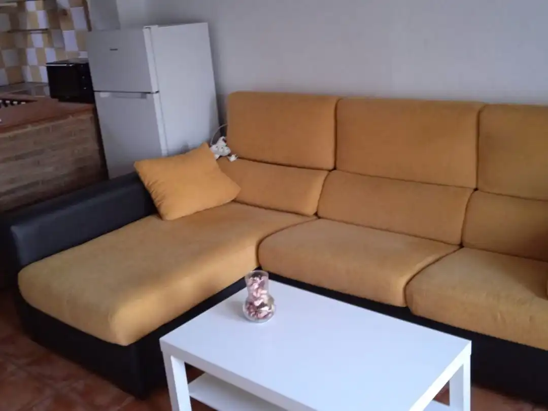 Einfamilien-Reihenhaus zur Miete in Avenida de los Arcos, 2, El Romeral - Peñón de Zapata Wohnzimmer von Einfamilien-Reihenhaus zur Miete in Alhaurín de la Torre mit Klimaanlage, Heizung und Terrasse