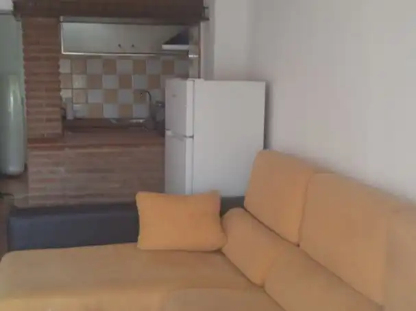 Einfamilien-Reihenhaus zur Miete in Avenida de los Arcos, 2, El Romeral - Peñón de Zapata Küche von Einfamilien-Reihenhaus zur Miete in Alhaurín de la Torre mit Klimaanlage, Heizung und Terrasse