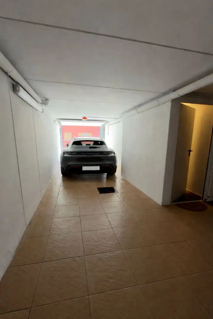 Casa adosada de alquiler en Carrer d'Estavar, 39, Llívia Parking de Casa adosada de alquiler en Llívia con Calefacción, Parquet y Terraza