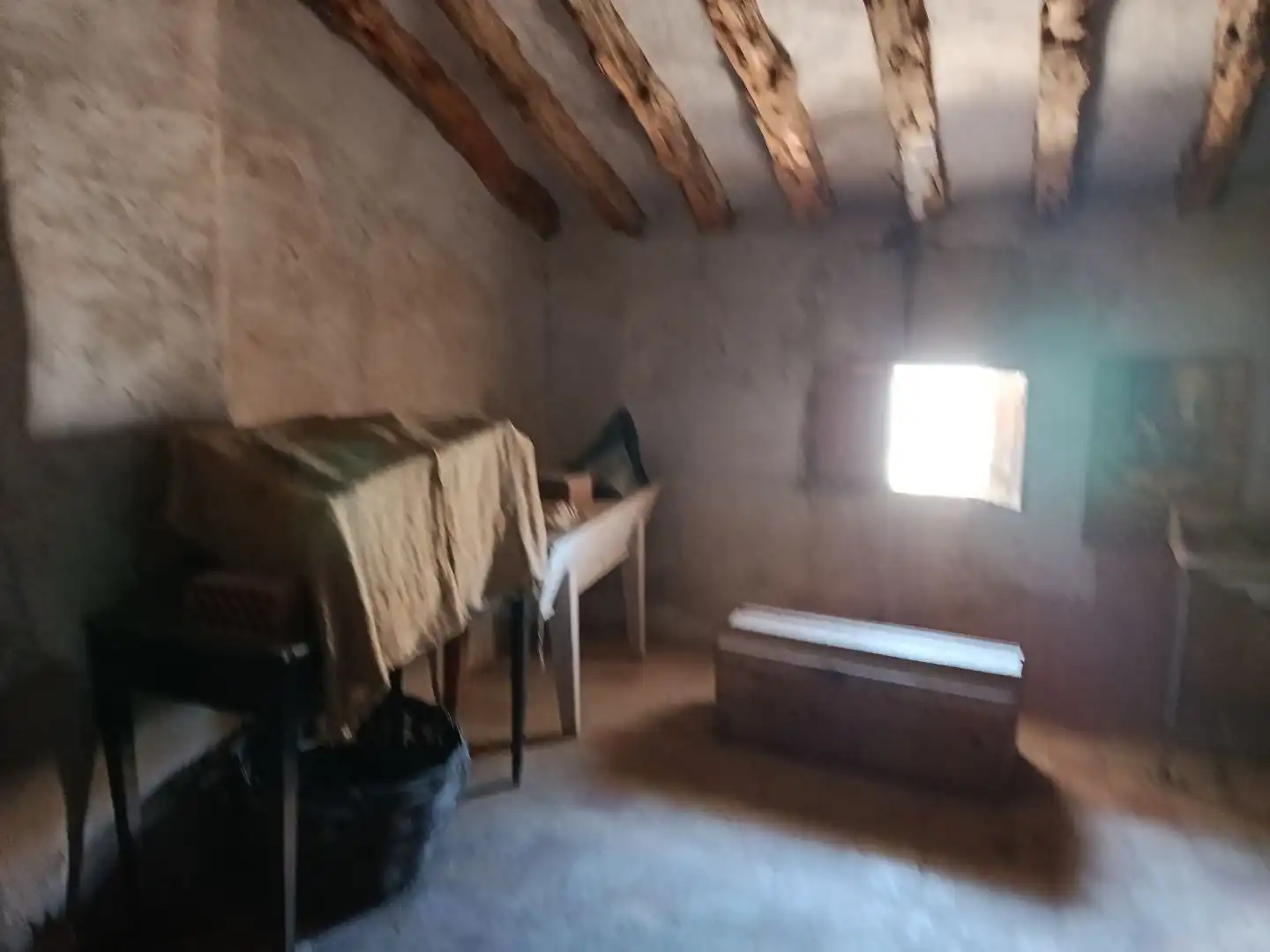 Casa adosada en venda a Calle Cantarranas, 5, Sisamón Casa adosada en venda en Sisamón amb Moblat i Balcó