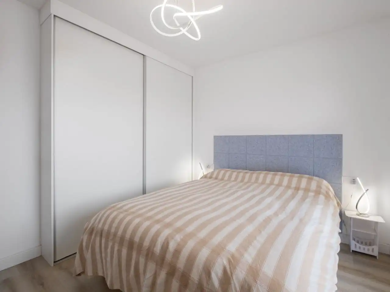 Attic for sale in Carrer de Les Sínies, 4, Centre Bedroom of Attic for sale in Salou with Air Conditioner and Terrace