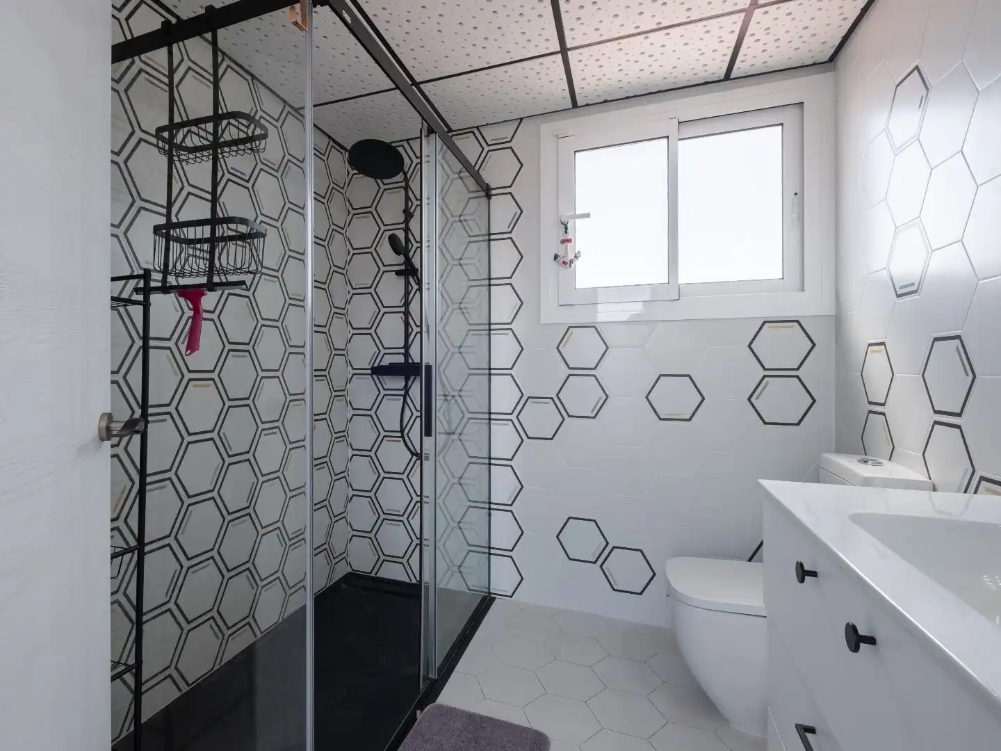 Attic for sale in Carrer de Les Sínies, 4, Centre Bathroom of Attic for sale in Salou with Air Conditioner and Terrace