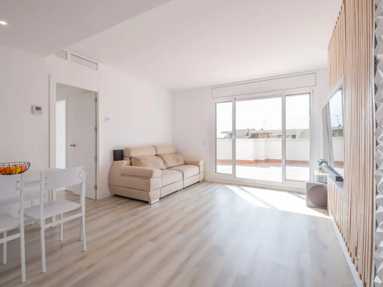 Attic for sale in Carrer de Les Sínies, 4, Centre Living room of Attic for sale in Salou with Air Conditioner and Terrace