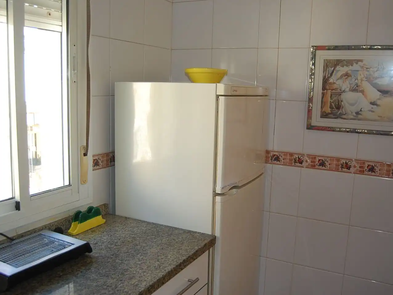 Wohnung zur Miete in Calle Crustáceos, 1, Punta Umbría Küche von Wohnung zur Miete in Punta Umbría mit Klimaanlage, Terrasse und Balkon