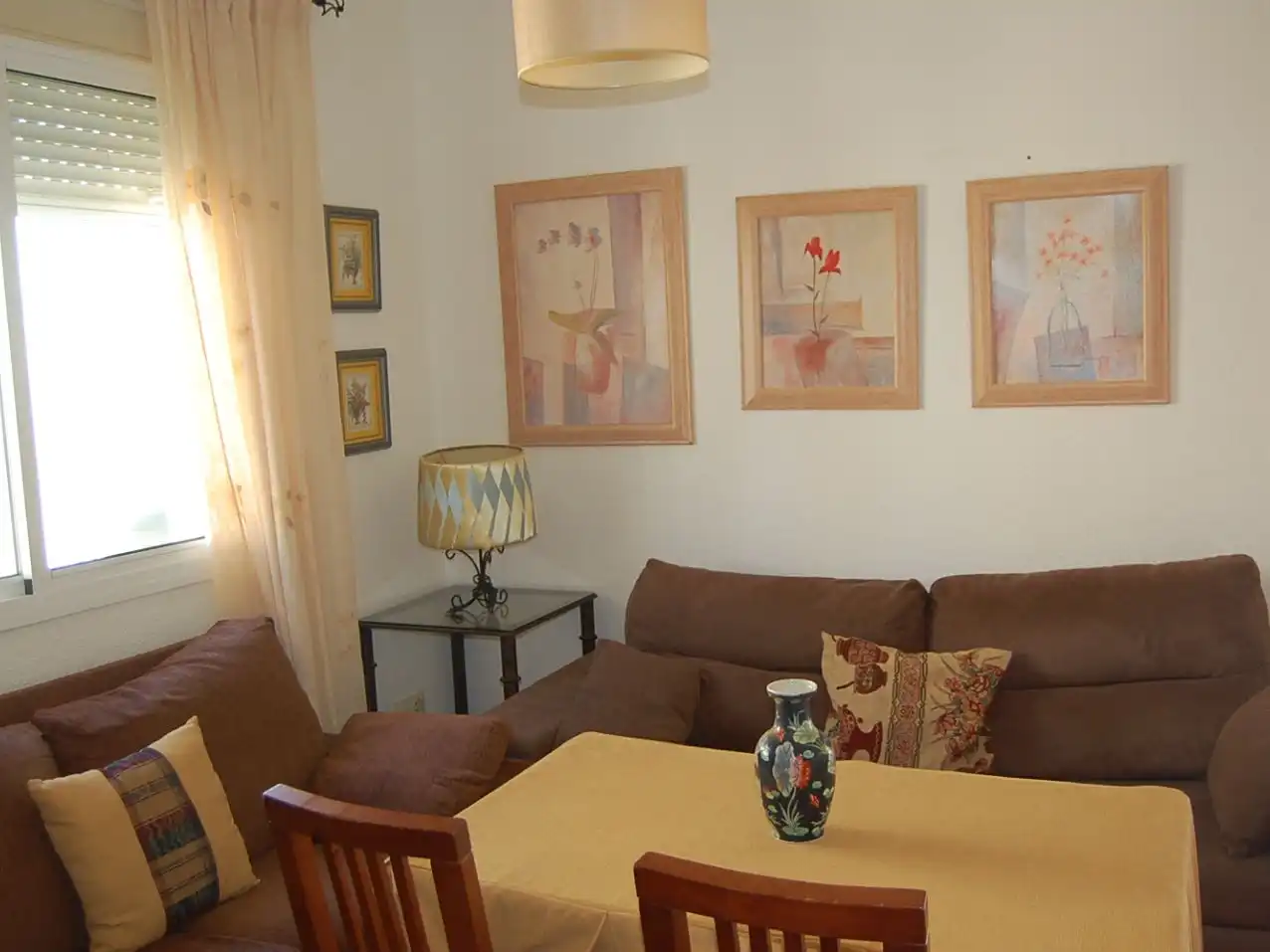 Wohnung zur Miete in Calle Crustáceos, 1, Punta Umbría Esszimmer von Wohnung zur Miete in Punta Umbría mit Klimaanlage, Terrasse und Balkon