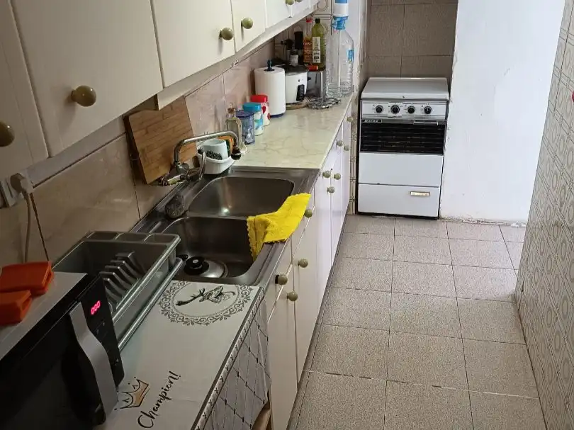 Cocina de Piso en venta en Jaén con Terraza, Trastero y Amueblado