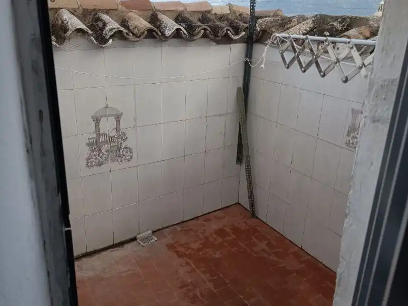 Baño de Piso en venta en Jaén con Terraza, Trastero y Amueblado