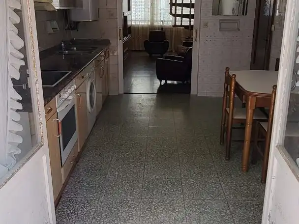 Piso en venta en Calle Hermanos Moroy, 12, Casco Antiguo Piso en venta en Calle Hermanos Moroy, 12, Casco Antiguo