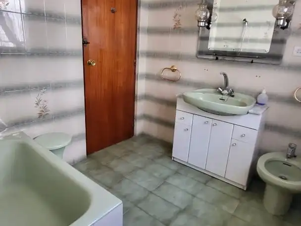 Piso en venta en Calle Hermanos Moroy, 12, Casco Antiguo Piso en venta en Calle Hermanos Moroy, 12, Casco Antiguo