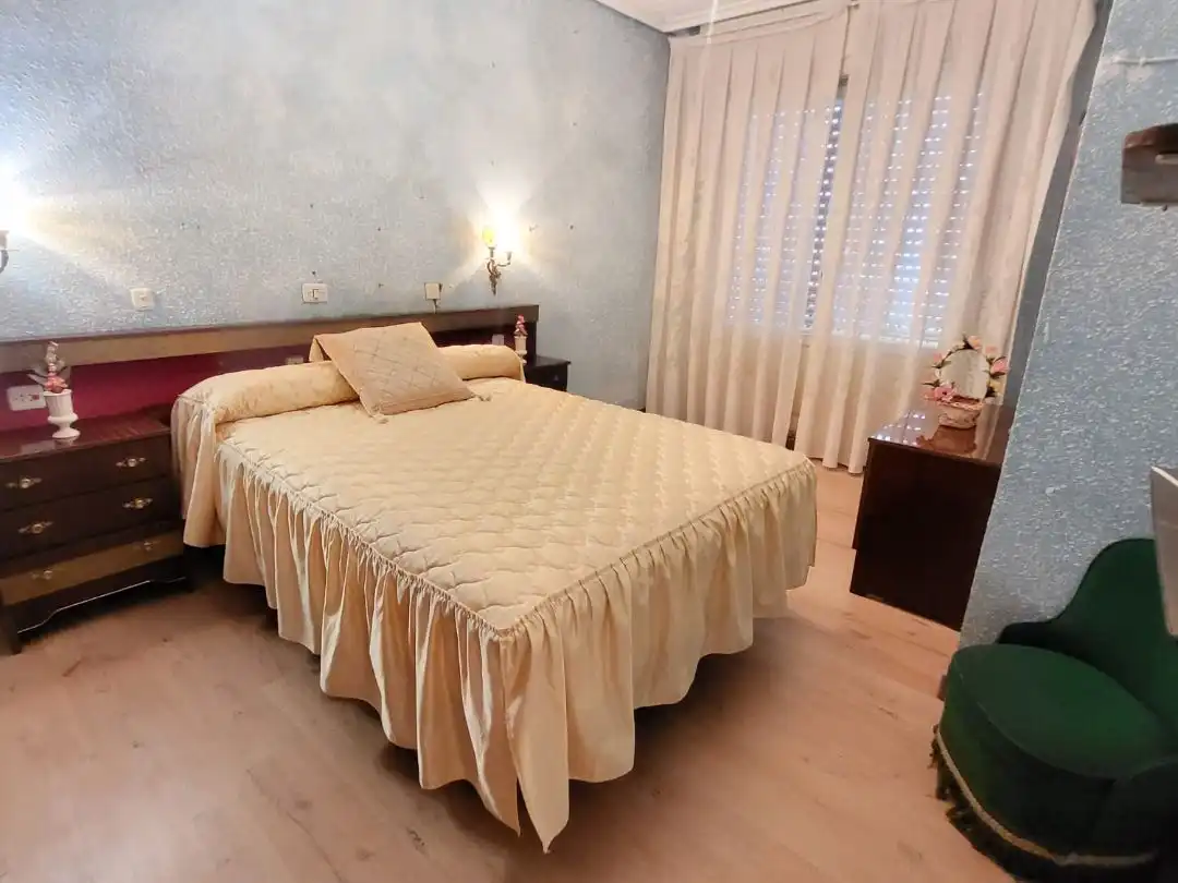 Piso en venta en Calle Hermanos Moroy, 12, Casco Antiguo Piso en venta en Calle Hermanos Moroy, 12, Casco Antiguo