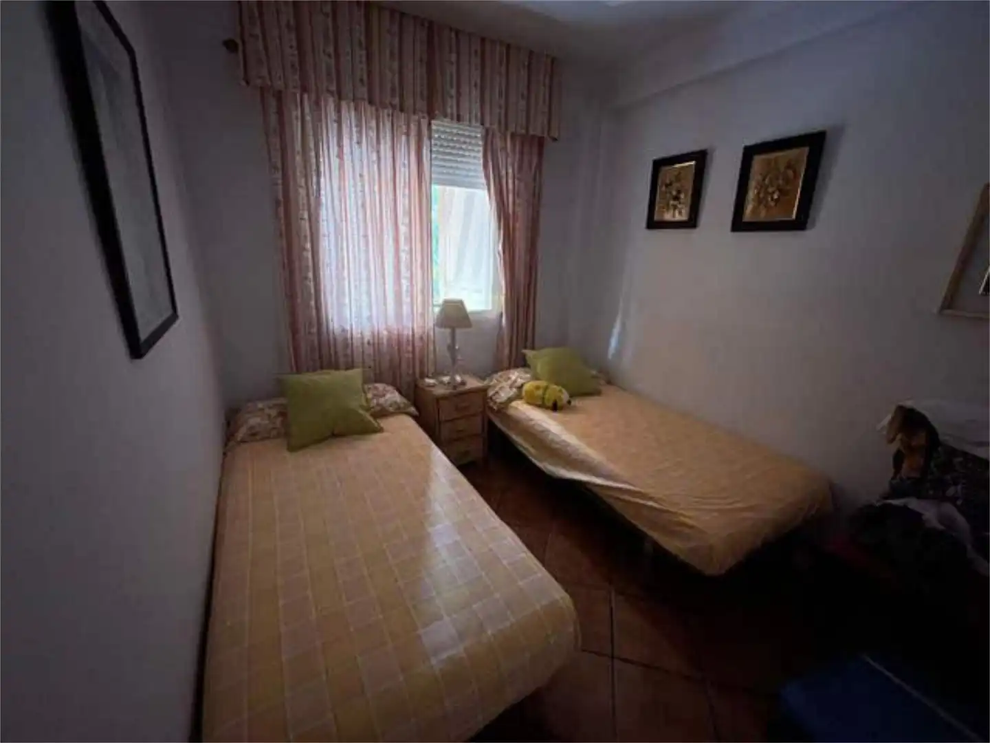 Habitación de Piso de alquiler en Málaga con Calefacción, Jardín privado y Terraza