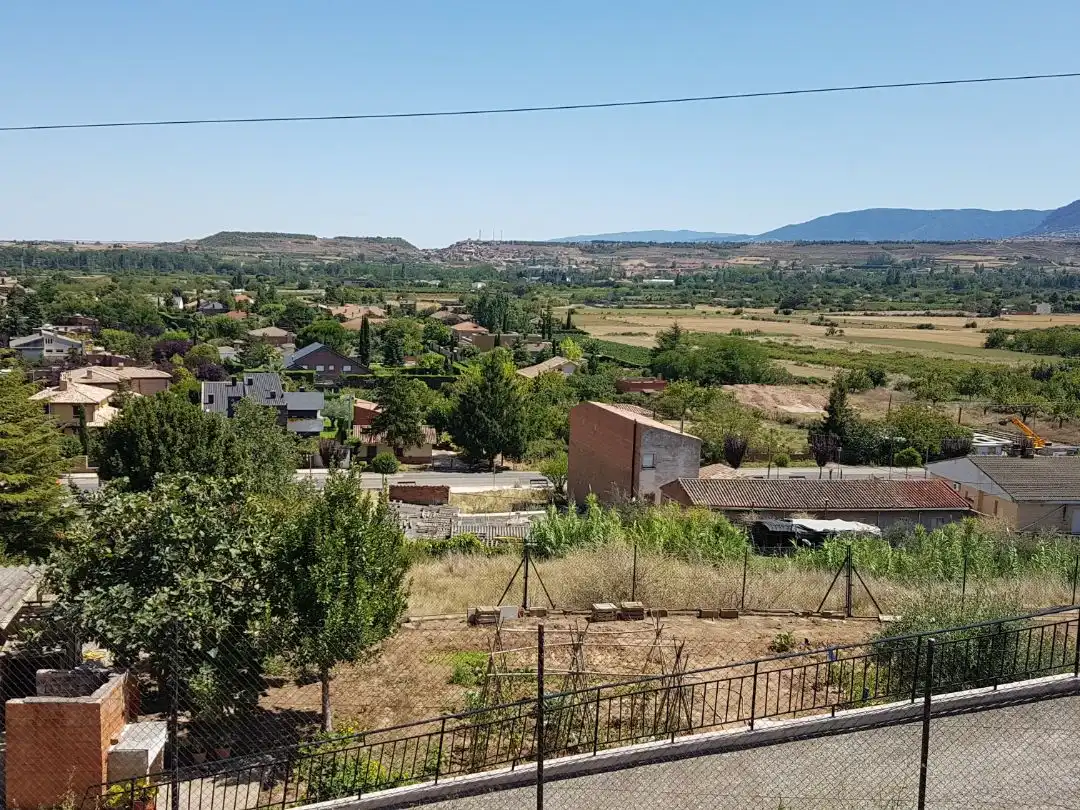 Piso en venta en Albelda de Iregua con Terraza