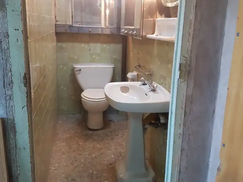 Baño de Piso en venta en Albelda de Iregua con Terraza
