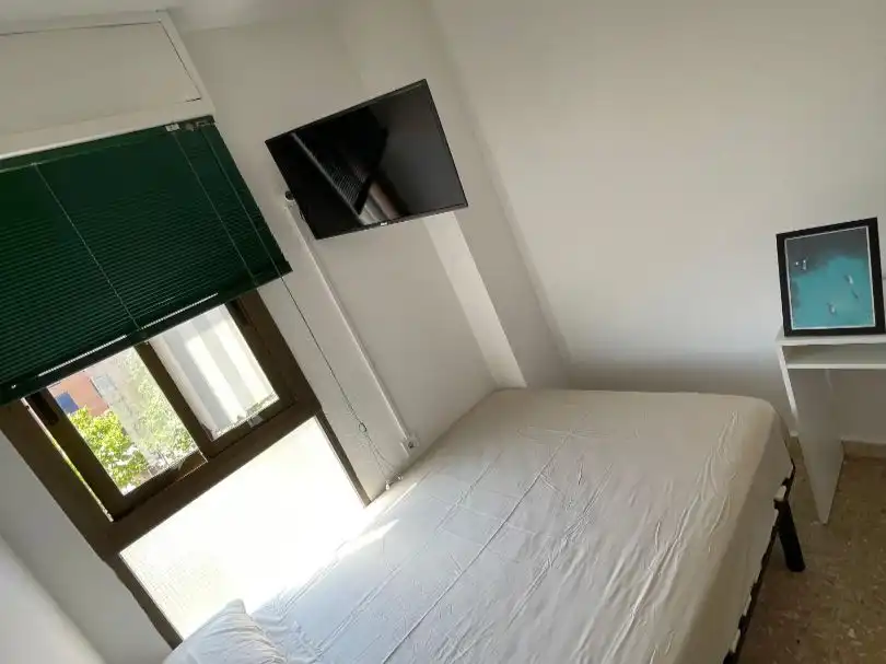 Pis en venda a Carrer de González Huguet, 5, Alaquàs Dormitori de Pis en venda en Alaquàs amb Moblat
