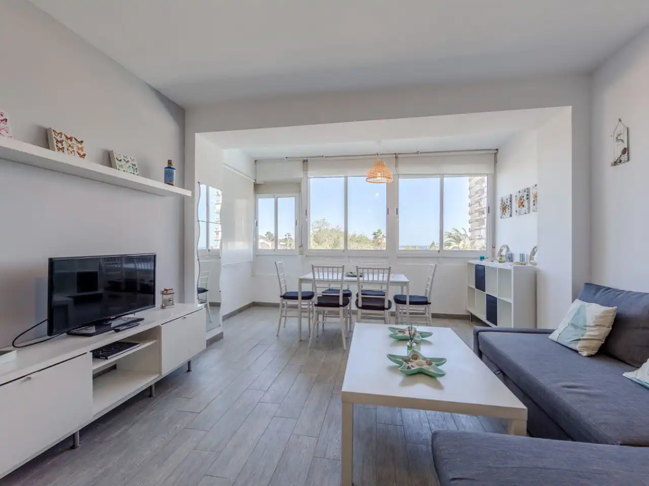 Piso en venta en Plaza Playa Paraíso, 2, Aguadulce Sur Sala de estar de Piso en venta en Roquetas de Mar con Aire acondicionado y Piscina