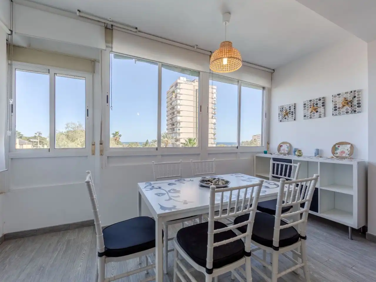 Piso en venta en Plaza Playa Paraíso, 2, Aguadulce Sur Comedor de Piso en venta en Roquetas de Mar con Aire acondicionado y Piscina