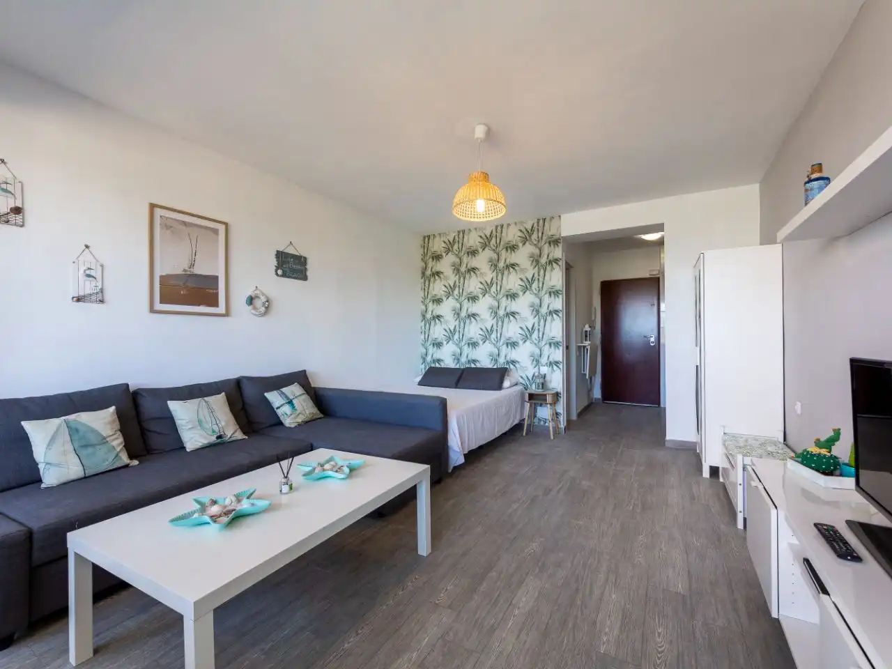Piso en venta en Plaza Playa Paraíso, 2, Aguadulce Sur Sala de estar de Piso en venta en Roquetas de Mar con Aire acondicionado y Piscina