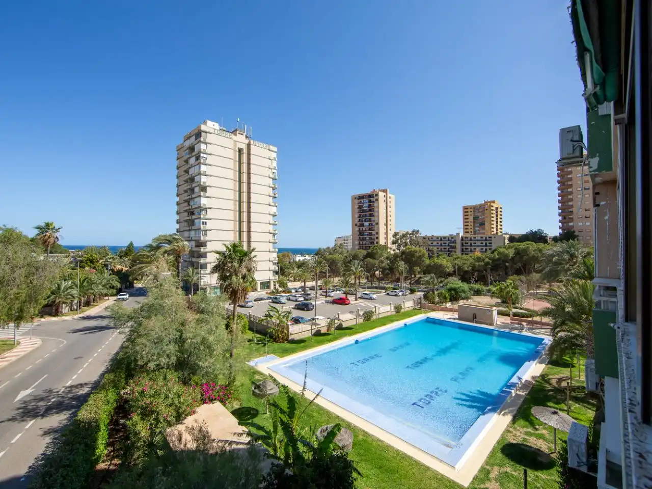 Piso en venta en Plaza Playa Paraíso, 2, Aguadulce Sur Piscina de Piso en venta en Roquetas de Mar con Aire acondicionado y Piscina
