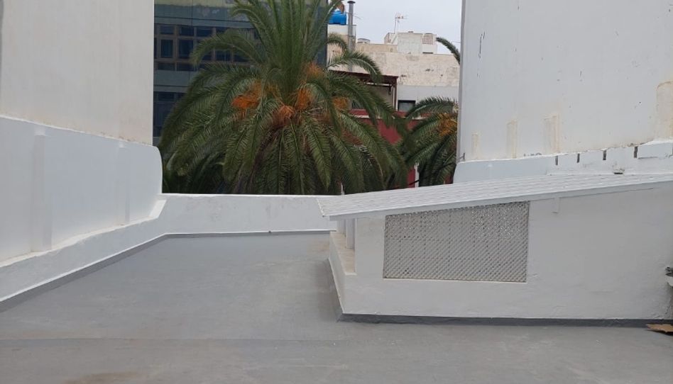 Habitación en Calle Bernardo de la Torre, 30, Santa Catalina - Canteras, Las Palmas de Gran Canaria - imagen 1 Foto 1 de Habitación en Calle Bernardo de la Torre, 30, Santa Catalina - Canteras, Las Palmas de Gran Canaria