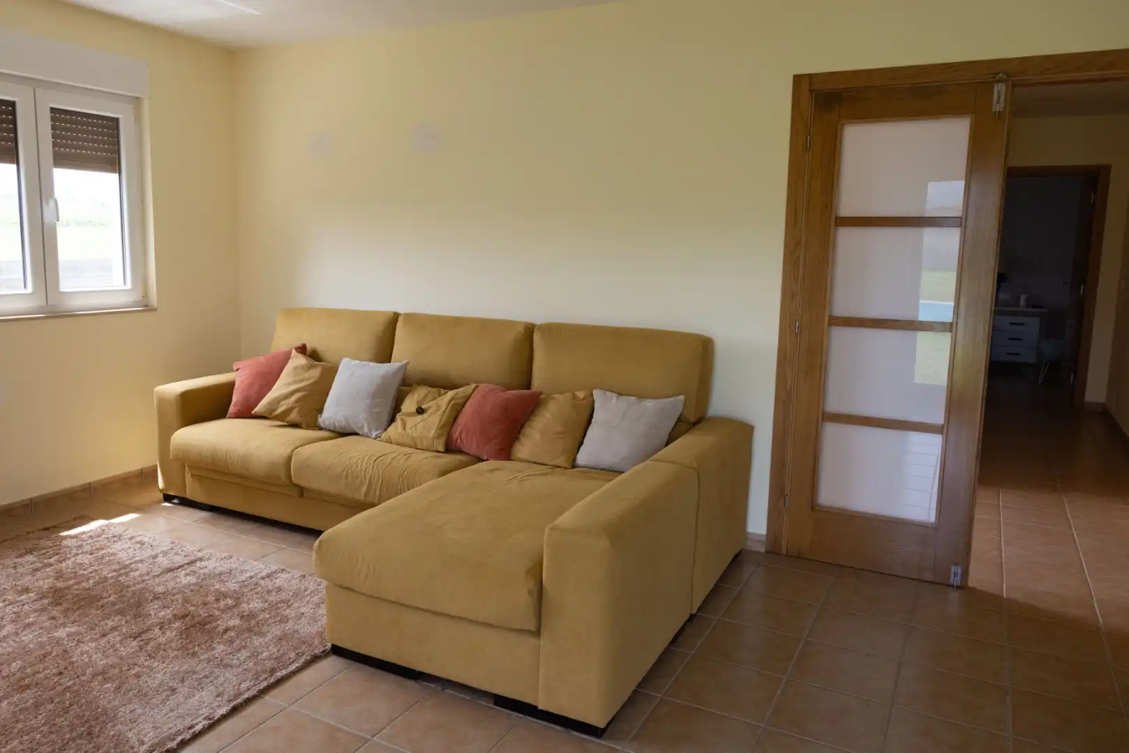Casa o xalet en venda a Lugar Trasdoanes, 15, Porto do Son Sala d'estar de Casa o xalet en venda en Porto do Son amb Calefacció, Jardí privat i Parquet