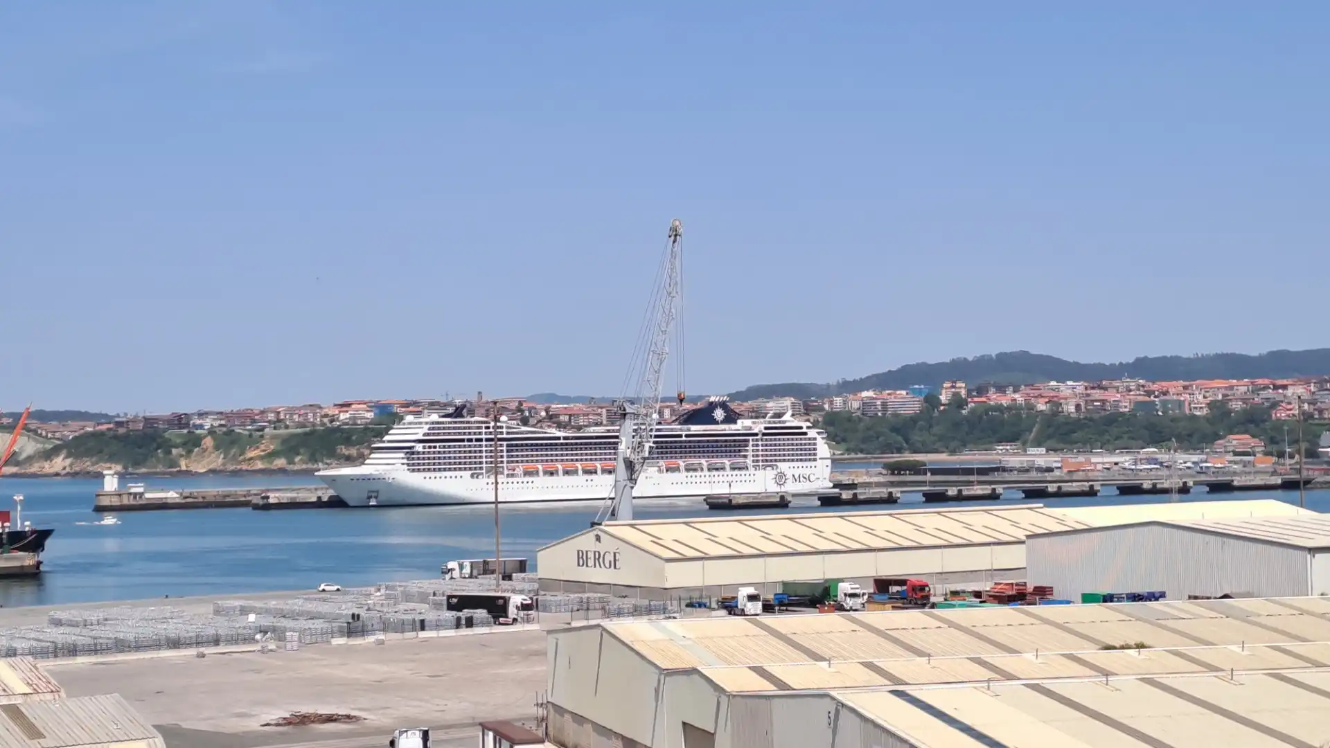 Pis en venda en Santurtzi  amb Balcó